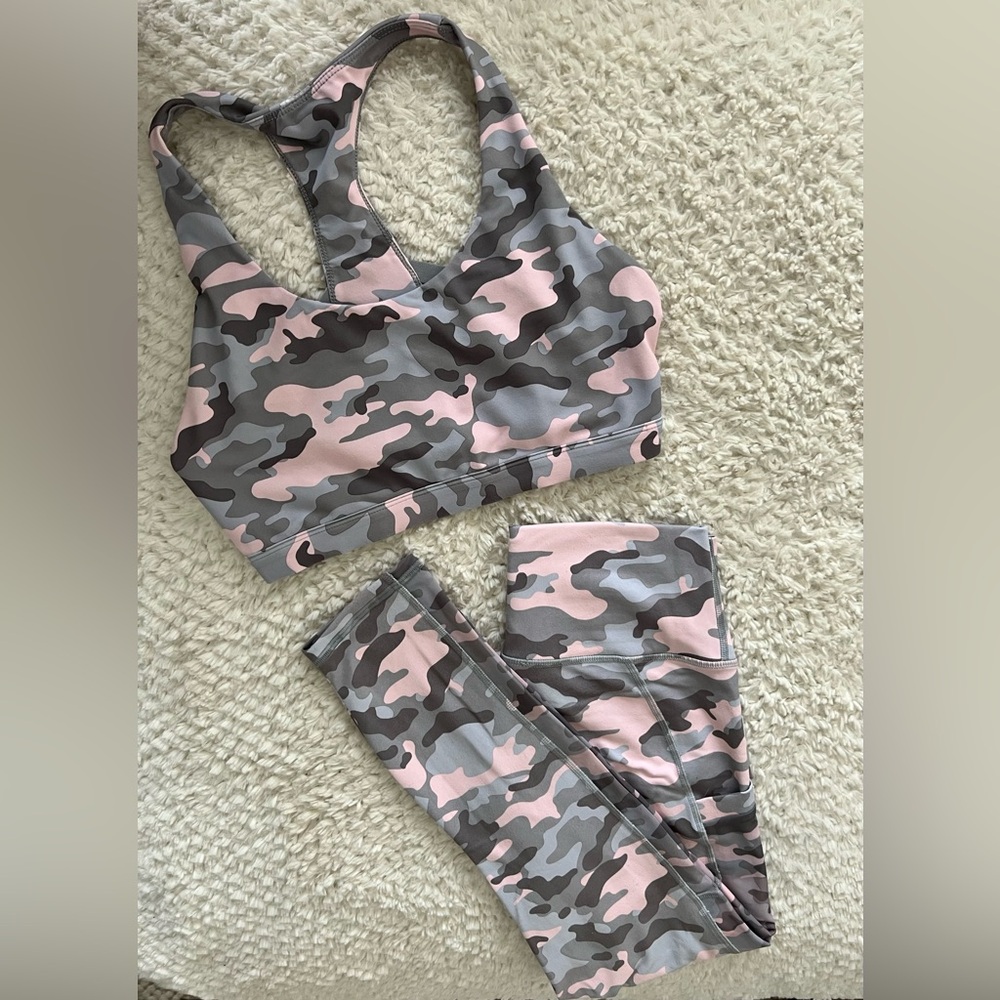 Fabletics Workout Set - Pink & Gray Camo Print (Size S Bra & XS Pants)